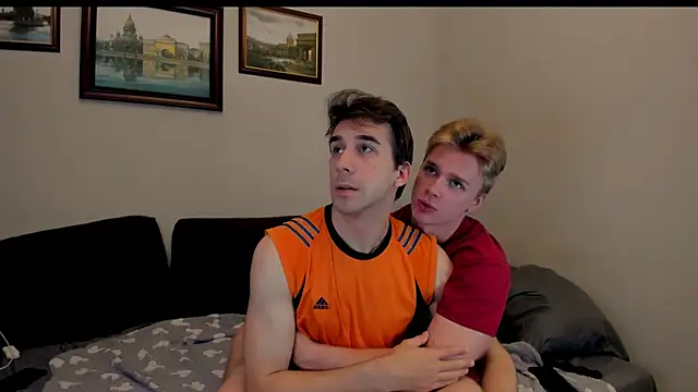 Snapshot of LawrenceMiles chatting on October 2025 08:19:01 PM LawrenceMiles online show from October 2025 08:19:01 PM