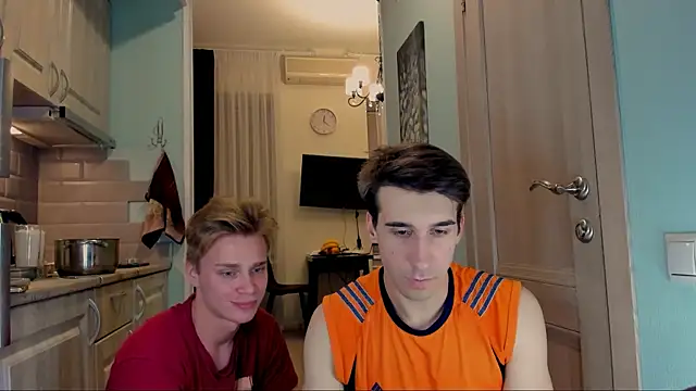 Snapshot of LawrenceMiles chatting on October 2025 08:39:02 PM LawrenceMiles online show from October 2025 08:39:02 PM