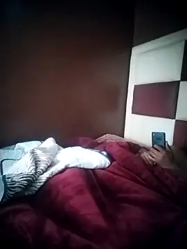 TinnyVsGiant online show from October 2025 07:27:01 AM