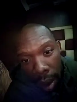 TinnyVsGiant online show from November 2025 02:21:03 PM