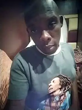 TinnyVsGiant online show from November 2025 09:07:01 PM