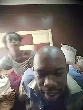 TinnyVsGiant online show from December 2025 09:30:02 AM