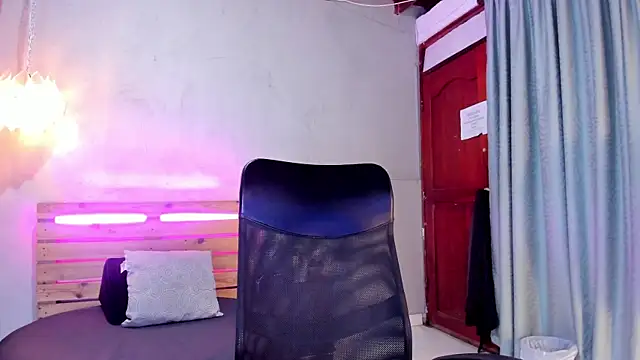 Daiisy kiss online show from January 2026 11:48:01 AM