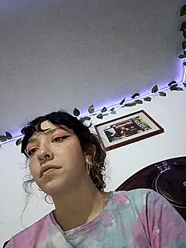 Snapshot of MysticNight_ chatting on September 2025 02:59:01 AM MysticNight online show from September 2025 02:59:01 AM
