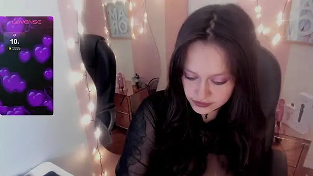 Morana  Hot online show from October 2025 05:20:01 AM