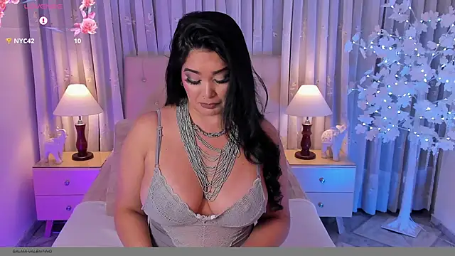 Salmavalentino online show from May 2026 01:20:01 AM