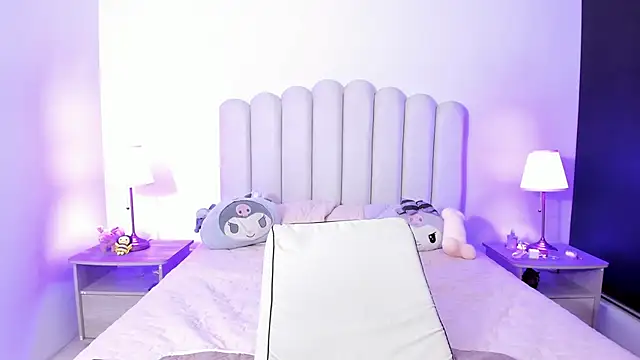 SofieBunnie online show from September 2025 11:01:02 PM