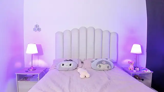 SofieBunnie online show from July 2026 11:12:02 PM