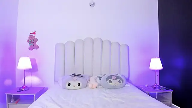 SofieBunnie online show from March 2026 11:00:01 PM