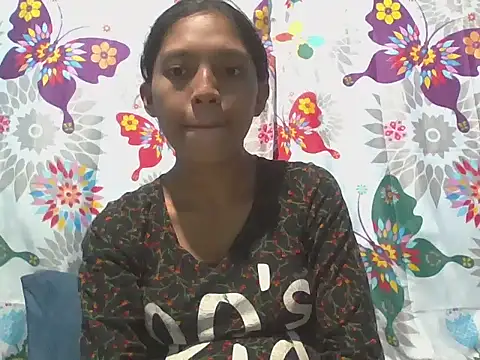 Snapshot of preggymom19 chatting on October 2025 02:02:01 AM preggymom19 online show from October 2025 02:02:01 AM