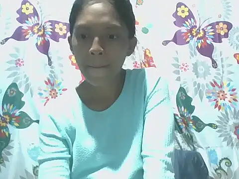 Snapshot of preggymom19 chatting on October 2025 02:13:02 AM preggymom19 online show from October 2025 02:13:02 AM