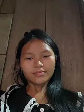 milo bae online show from April 2026 10:35:01 PM