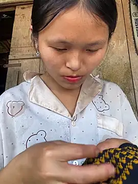 milo bae online show from March 2026 07:54:01 AM