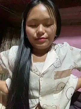 milo bae online show from December 2025 03:32:02 AM