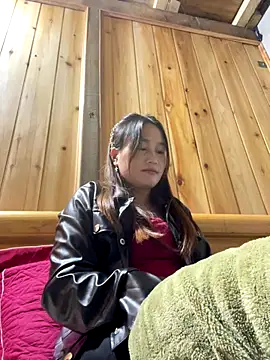 phungtiti online show from December 2025 03:24:01 PM