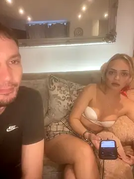 OfficalBigmac93 online show from September 2025 05:57:01 PM