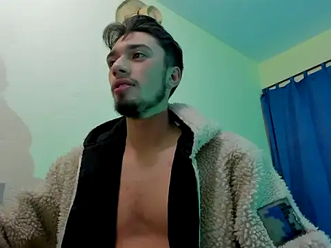 Snapshot of theostone chatting on September 2025 06:05:01 AM theostone online show from September 2025 06:05:01 AM