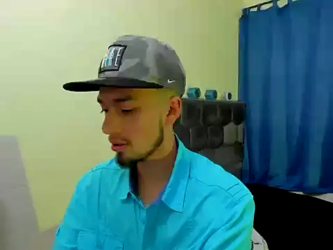 Snapshot of theostone chatting on September 2025 05:58:01 AM theostone online show from September 2025 05:58:01 AM