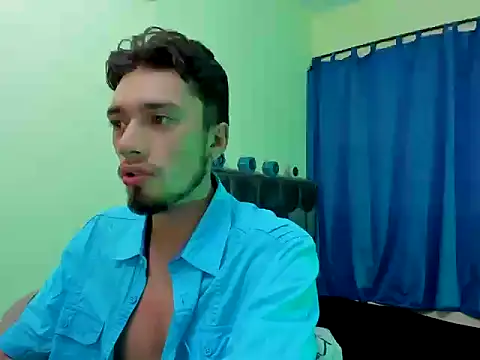 Snapshot of theostone chatting on September 2025 08:30:02 AM theostone online show from September 2025 08:30:02 AM