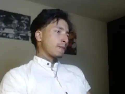 Snapshot of derek_devil24 chatting on May 2026 05:35:01 AM derek devil24 online show from May 2026 05:35:01 AM