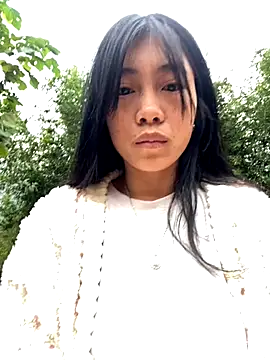 EmLy02 online show from October 2025 11:34:01 PM