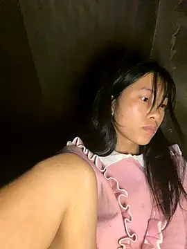 EmLy02 online show from September 2025 02:45:01 PM