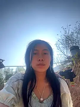 EmLy02 online show from December 2025 07:31:02 AM