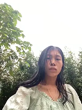 EmLy02 online show from October 2025 12:31:01 AM