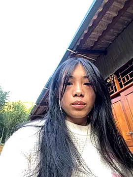 EmLy02 online show from November 2025 12:11:02 AM