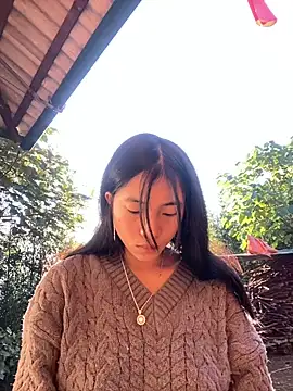 EmLy02 online show from November 2025 12:43:01 AM