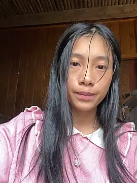 EmLy02 online show from September 2025 01:44:01 AM