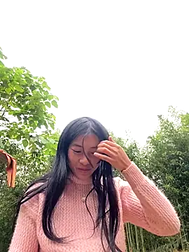 EmLy02 online show from November 2025 01:37:01 AM