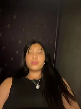 EmLy02 online show from February 2026 07:39:01 AM