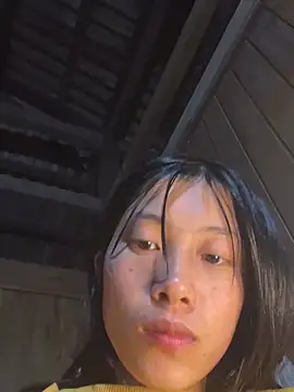 EmLy02 online show from March 2026 10:42:01 AM