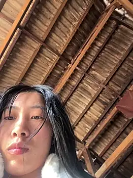 EmLy02 online show from February 2026 03:29:01 AM