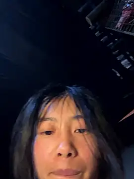 EmLy02 online show from January 2026 12:39:02 AM