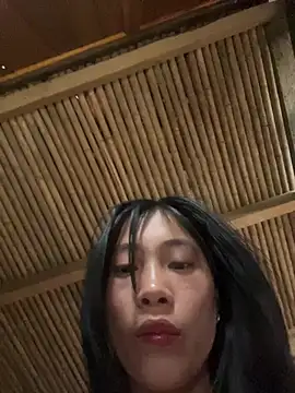 EmLy02 online show from April 2026 08:40:01 AM