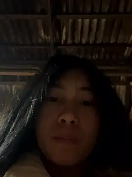 EmLy02 online show from January 2026 01:53:01 AM