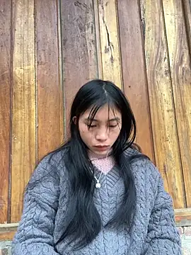 EmLy02 online show from February 2026 02:42:01 AM