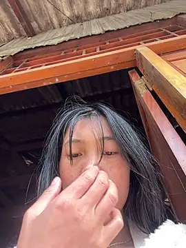 EmLy02 online show from March 2026 01:31:02 AM