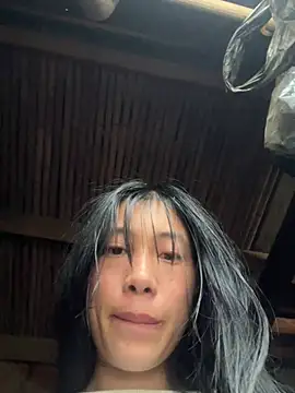 EmLy02 online show from March 2026 02:17:02 AM