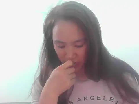 fanchunn online show from February 2026 12:49:01 PM