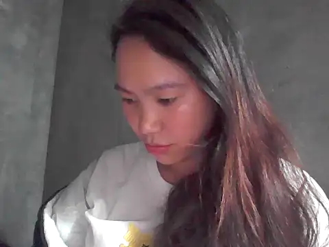 fanchunn online show from December 2025 01:37:01 PM