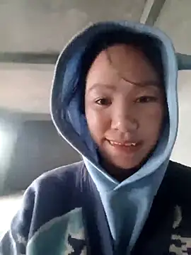 fanchunn online show from November 2025 02:49:01 AM