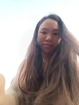 fanchunn online show from October 2025 10:24:02 AM