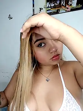 Emily  Hott online show from May 2026 12:16:02 AM