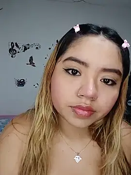 Emily  Hott online show from May 2026 11:47:01 PM