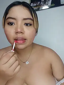 Emily  Hott online show from May 2026 12:09:02 AM