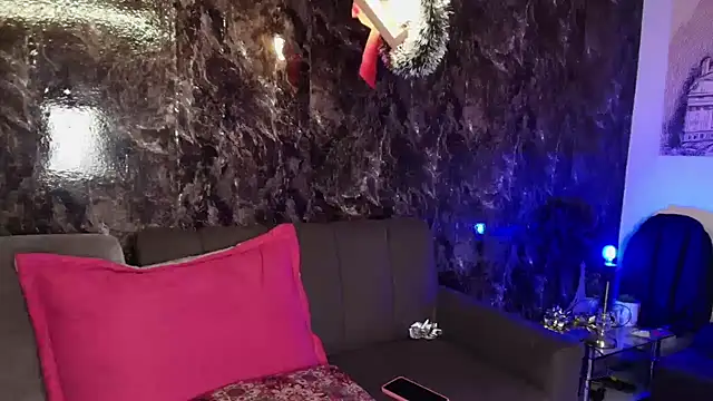 nicolai drake online show from December 2025 03:23:01 AM