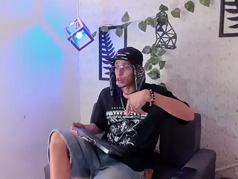 nicolai drake online show from October 2025 03:29:02 AM